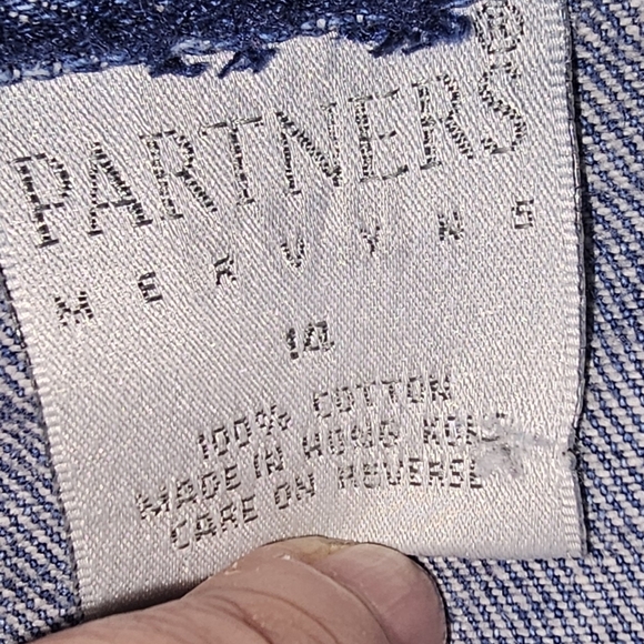 High-Waist Light Blue Denim Shorts - Picture 6 of 6